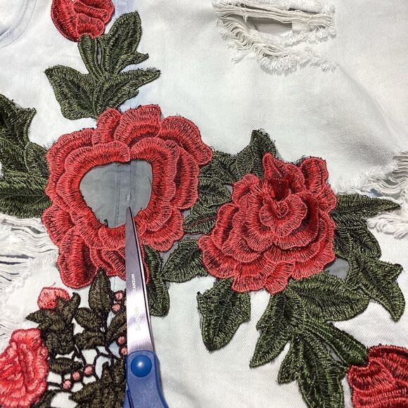 Emory Park Patch Work Rose Troublemaker Distressed Jean Denim Jacket Shacket - Picture 7 of 16